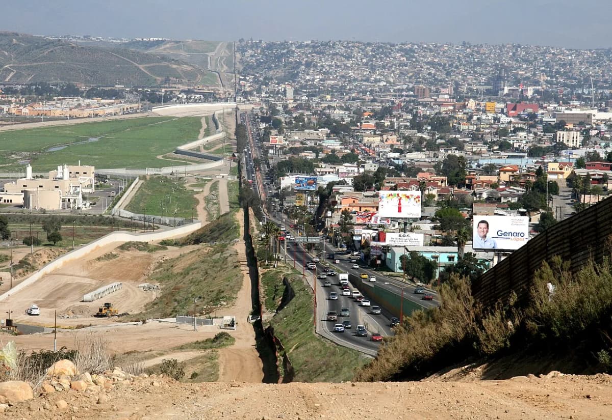 Tijuana Avenida Revolución street life and colorful neighborhood just 30 minutes from San Diego