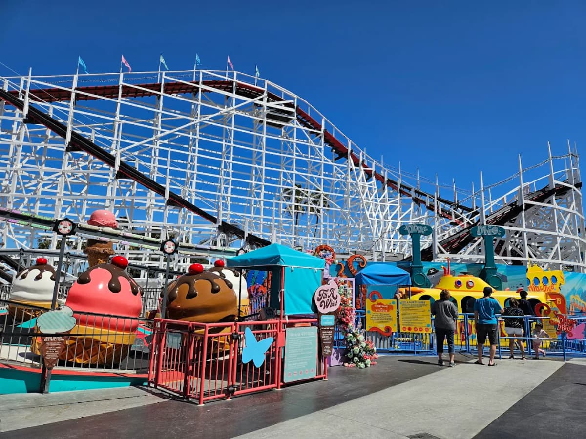 Belmont Park in San Diego - vintage beachfront amusement rides