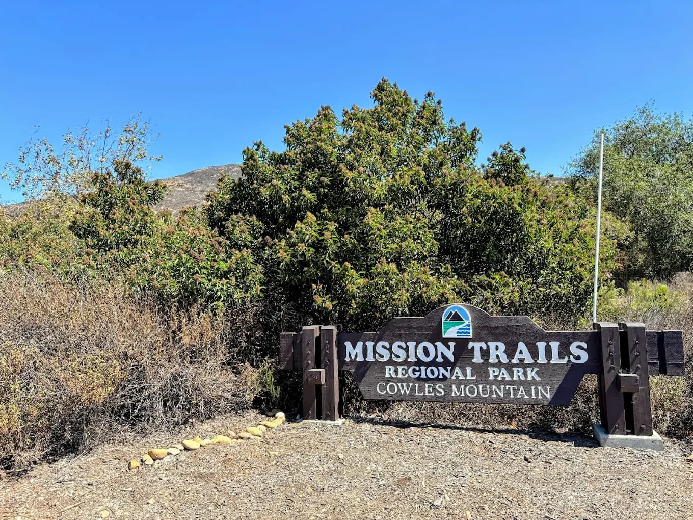 Cowles Mountain hiking trail